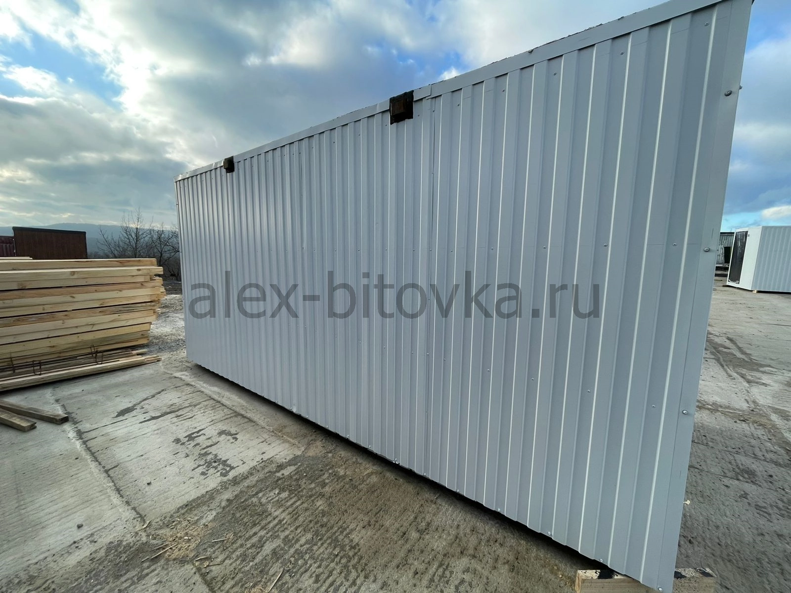 распашные металлические двери для бытовки в Привольный хутор