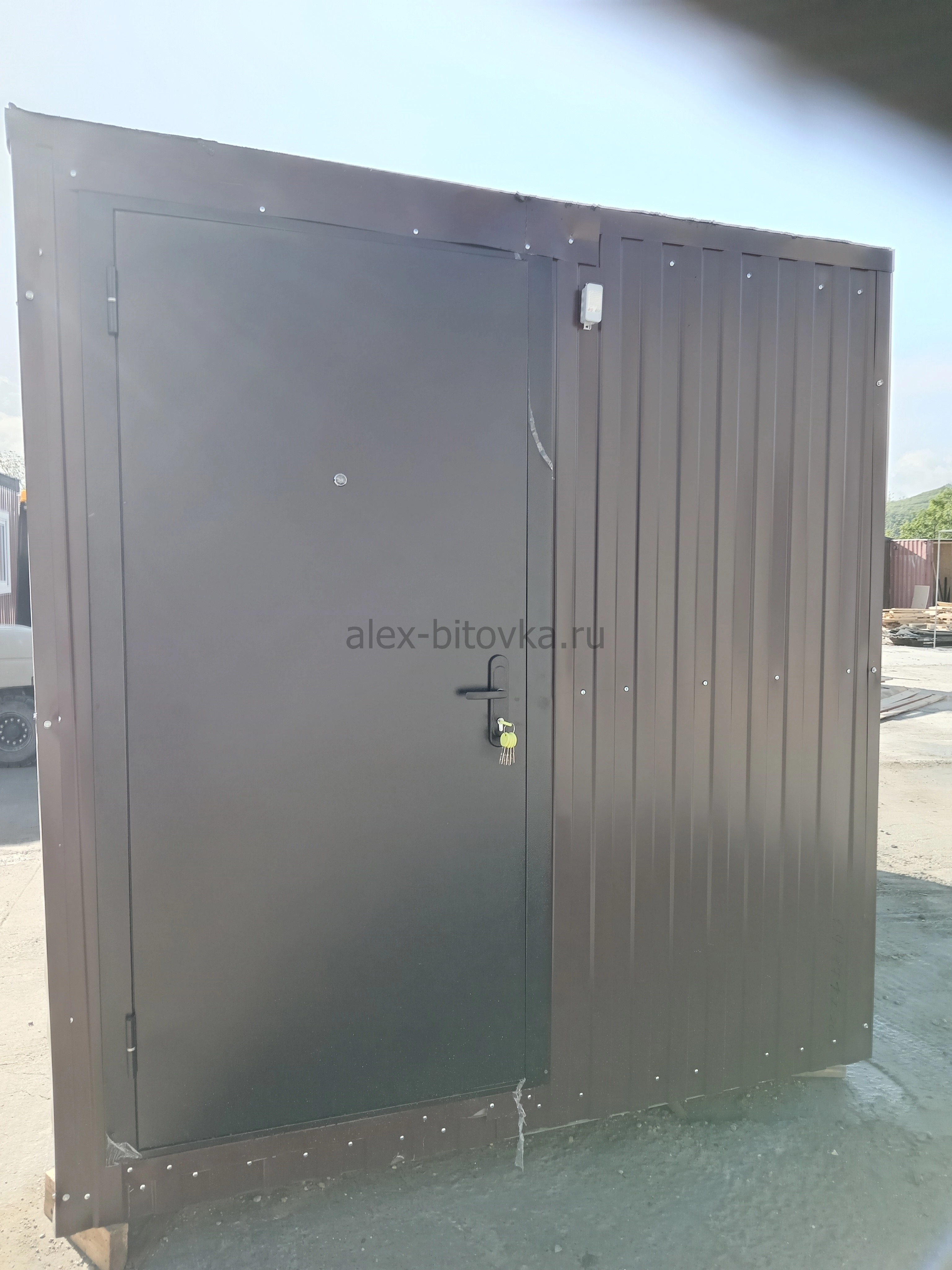 вагон бытовка для профессиональных инструментов в Крымск город 